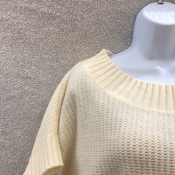 Loose Fitting Knitted 🧶 Sweater Top ⛄️ - Picture 6 of 8